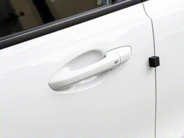 上汽通用别克 昂科拉 2021款 332T CVT精英型