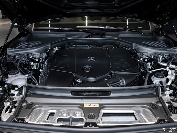 北京奔驰 奔驰GLC 2023款 GLC 260 L 4MATIC 豪华型 北京奔驰 奔驰GLC 2023款 GLC 260 L 4MATIC 豪华型