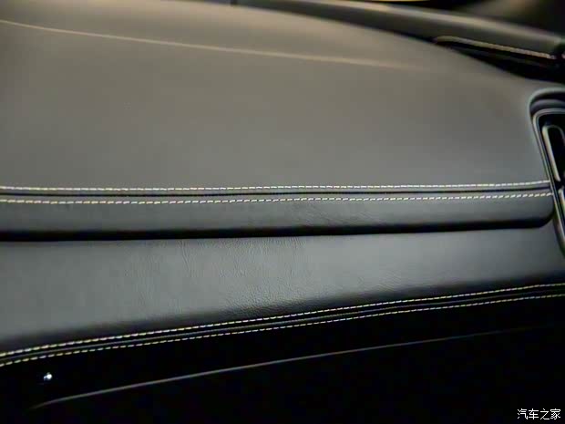 阿斯頓·馬丁 阿斯頓·馬丁DBX 2023款 4.0T V8 707