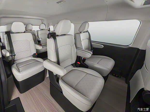 福田汽車 圖雅諾大V新能源 2024款 高級(jí)小客 長軸中頂9座 寧德時(shí)代77.28kwh 福田汽車 圖雅諾大V新能源 2024款 高級(jí)小客 長軸中頂9座 寧德時(shí)代77.28kwh