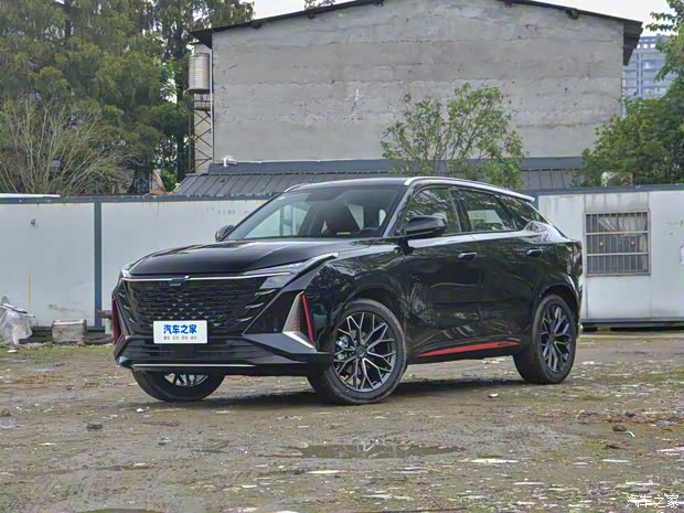 长安汽车 长安欧尚Z6 2023款 蓝鲸 1.5T DCT智酷型 长安汽车 长安欧尚Z6 2023款 蓝鲸 1.5T DCT智酷型