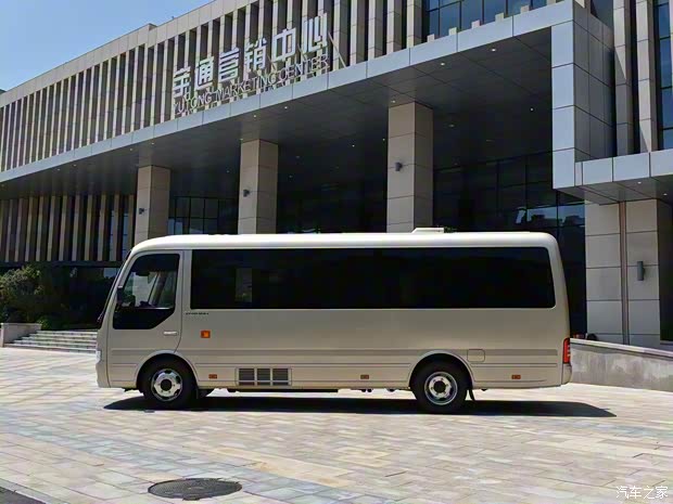 宇通客車 宇通T7 2022款 3.5T汽油定制星宇版35LGTDI