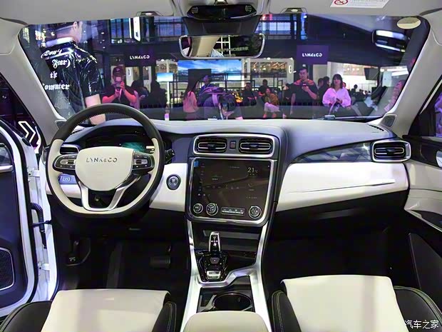 领克 领克01 2020款 1.5T 两驱HEV Pro版 领克 领克01 2020款 1.5T 两驱HEV Pro版