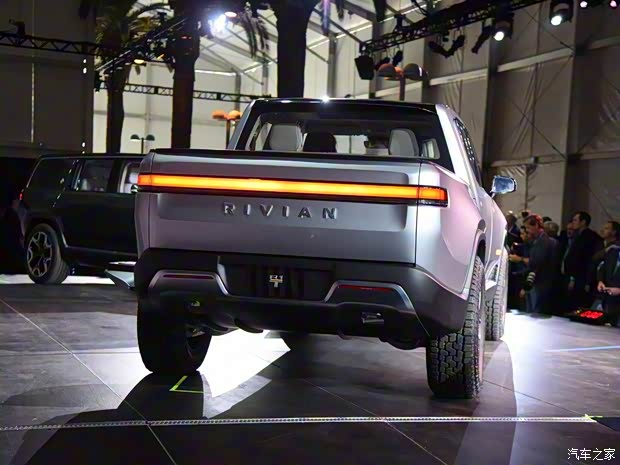 RIVIAN RIVIAN R1T 2019款 基本型 RIVIAN RIVIAN R1T 2019款 基本型