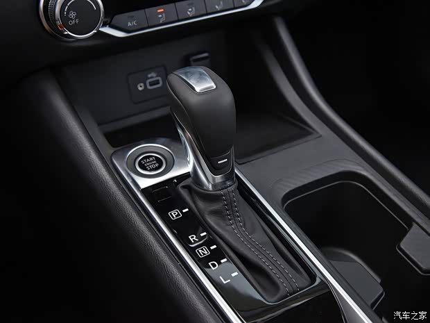 东风日产 轩逸 2020款 1.6L XL CVT悦享版 东风日产 轩逸 2020款 1.6L XL CVT悦享版