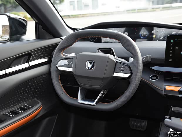 长安汽车 长安UNI-V 2022款 1.5T 智慧领航型