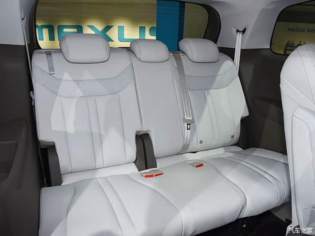 上汽大通 上汽大通MAXUS 大家7 2023款 高山六座版