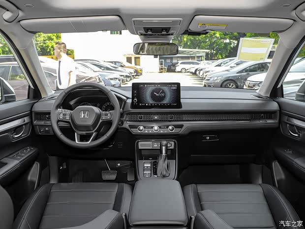 东风本田 本田CR-V 2023款 240TURBO 两驱锋尚7座版 东风本田 本田CR-V 2023款 240TURBO 两驱锋尚7座版