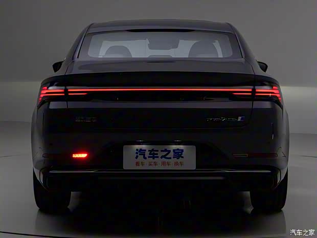 吉利汽车 星瑞 2024款 星瑞L智擎 1.5T 油电混动版