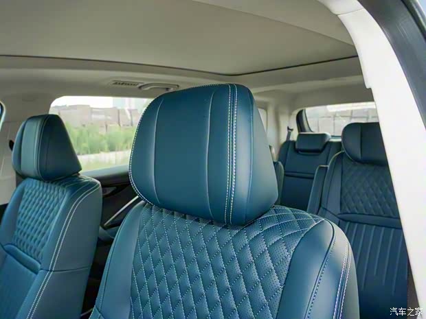 吉利汽車 嘉際 2023款 嘉際L 1.5TD DCT尊貴型