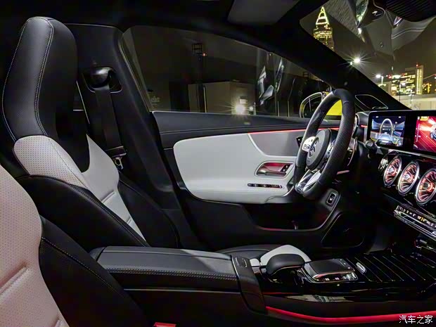 梅赛德斯-AMG 奔驰CLA级AMG 2020款 AMG CLA 35 4MATIC