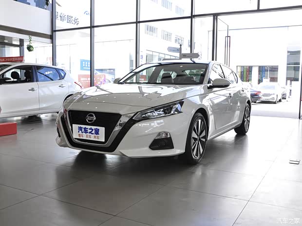 东风日产 天籁 2021款 2.0L XL 舒适版