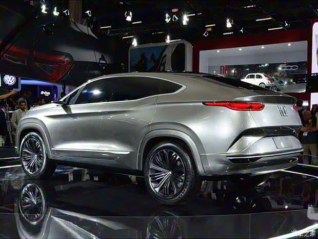 菲亞特(進口) Fastback  菲亞特(進口) Fastback