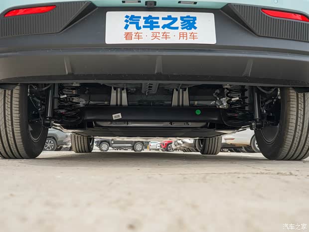 几何汽车 几何E 2022款 401KM 玲珑虎 4座