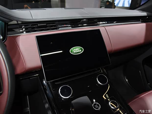 路虎(进口) 揽胜运动版 2023款 3.0 L6 P400 Dynamic SE 路虎(进口) 揽胜运动版 2023款 3.0 L6 P400 Dynamic SE