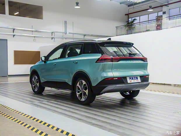 爱驰汽车 爱驰U5 2018款 基本型 爱驰汽车 爱驰U5 2018款 基本型