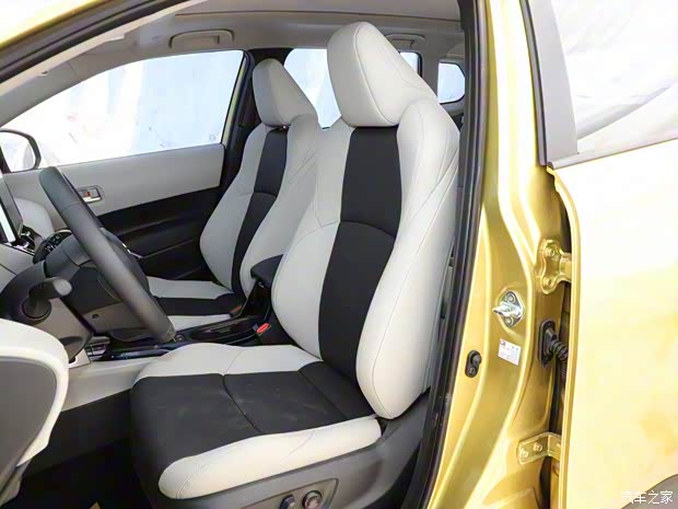 广汽丰田 锋兰达 2022款 2.0L CVT尊贵版