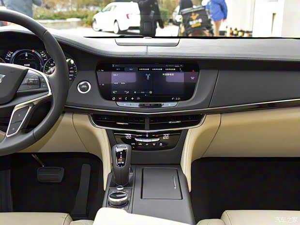 上汽通用凯迪拉克 凯迪拉克CT6 2019款 28T 时尚型