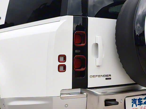 路虎(進(jìn)口) 路虎衛(wèi)士 2023款 130 3.0T P400 HSE