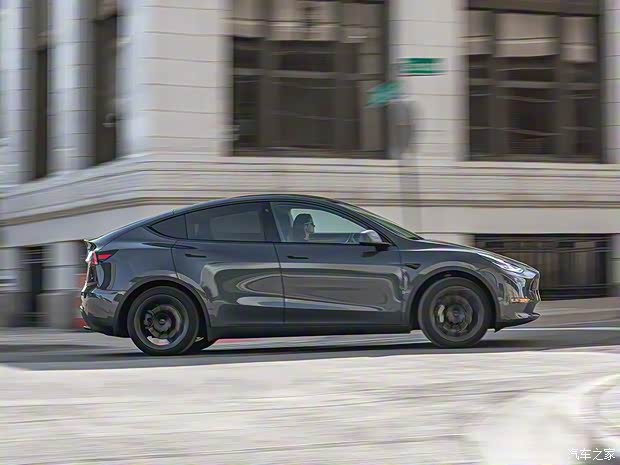 特斯拉(进口) Model Y(海外) 2019款 Performance高性能全轮驱动版 特斯拉(进口) Model Y(海外) 2019款 Performance高性能全轮驱动版