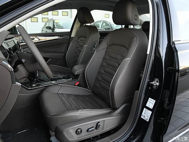 上汽大众 帕萨特 2019款 330TSI 精英版 国VI