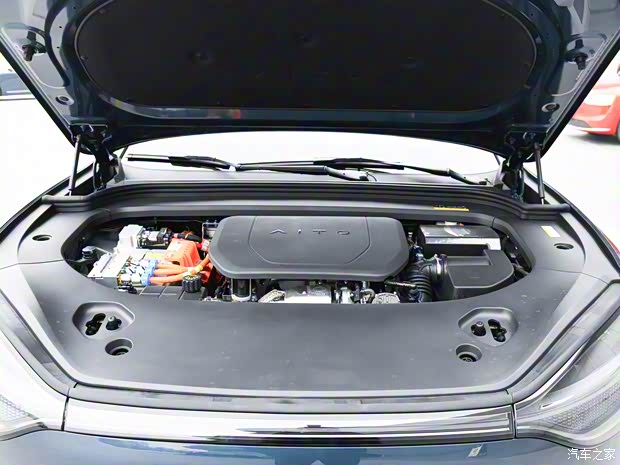 赛力斯汽车 问界M9 2024款 增程 Ultra版 42kWh  赛力斯汽车 问界M9 2024款 增程 Ultra版 42kWh