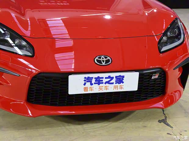 丰田(进口) 丰田86 2022款 GR 86 2.4L 手动基本型 丰田(进口) 丰田86 2022款 GR 86 2.4L 手动基本型