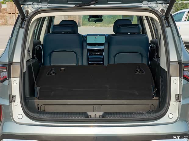 吉利汽車 嘉際 2023款 嘉際L 1.5TD DCT尊貴型