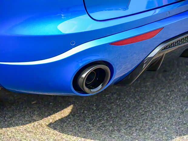 阿爾法·羅密歐 Stelvio 2022款 Veloce