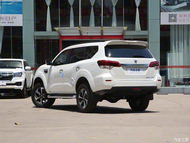 鄭州日產(chǎn) 帕拉丁 2023款 2.0T 四驅(qū)尊享型 鄭州日產(chǎn) 帕拉丁 2023款 2.0T 四驅(qū)尊享型