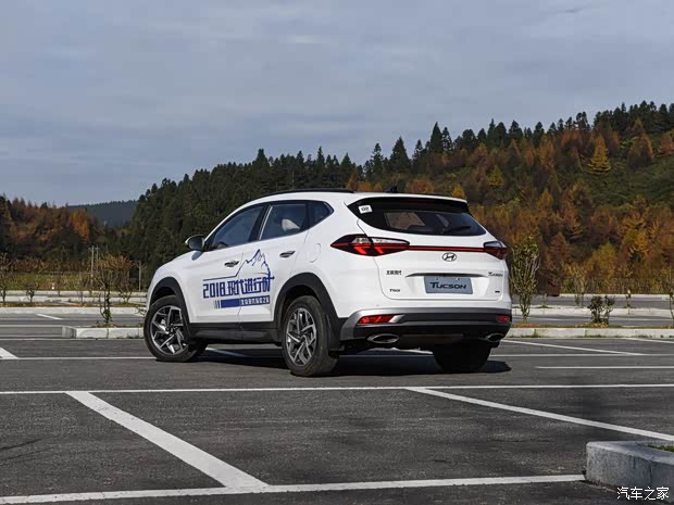 北京现代 途胜 2019款 280TGDi 双离合四驱智尊版 北京现代 途胜 2019款 280TGDi 双离合四驱智尊版