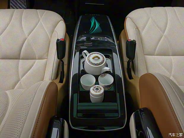 聯(lián)合改裝 iMAX8全家版 2023款 2.0T 全家摯愛(ài)版