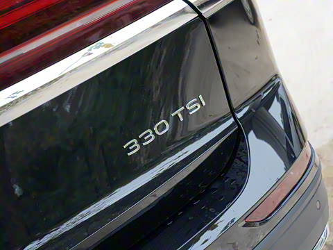 2021款 330TSI 两驱豪华版 2021款 330TSI 两驱豪华版