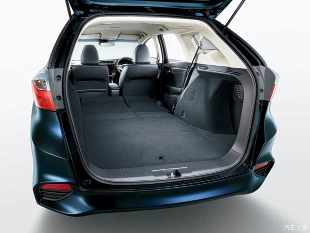 本田(进口) Shuttle 2019款 Hybrid