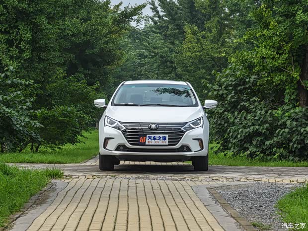 比亞迪 秦 2018款 秦EV450 智聯(lián)尊尚型