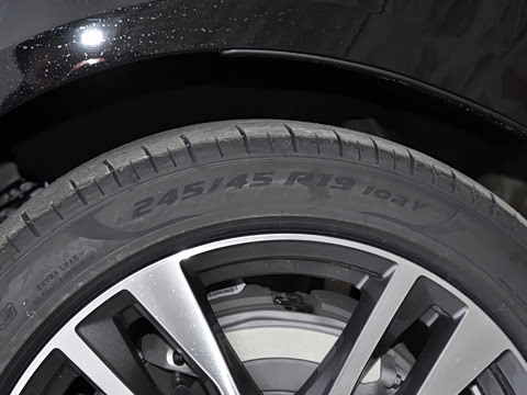 2022款 40 TFSI 豪华动感型 2022款 40 TFSI 豪华动感型