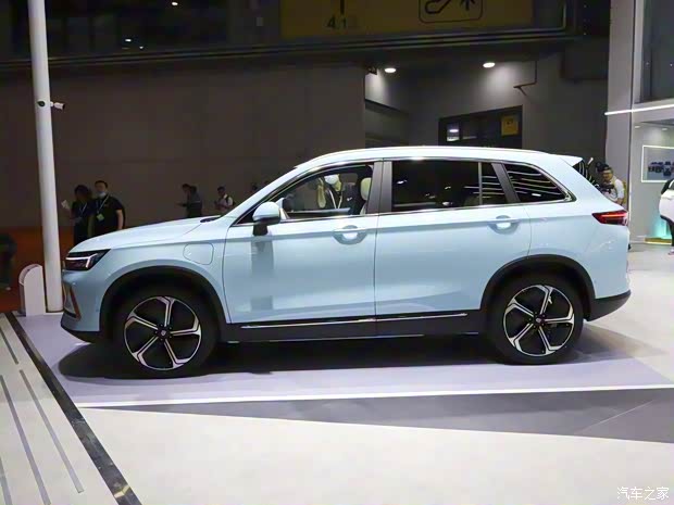 創(chuàng)維汽車 創(chuàng)維EV6 2023款 總裁版 創(chuàng)維汽車 創(chuàng)維EV6 2023款 總裁版