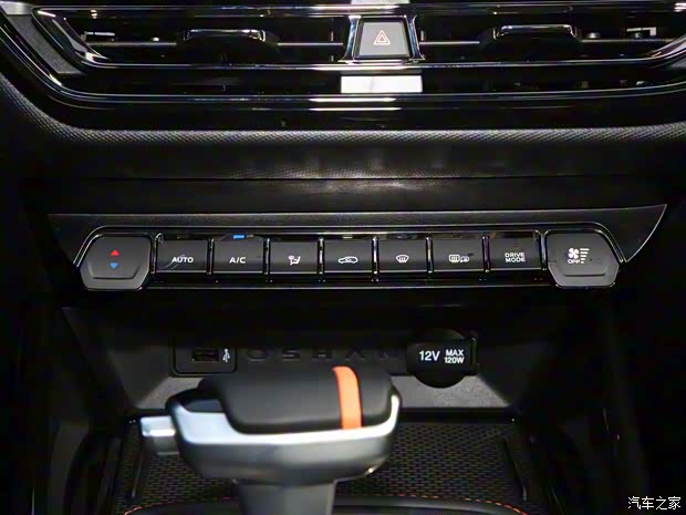 长安汽车 长安欧尚X5 2022款 1.5T DCT旋风冲锋版