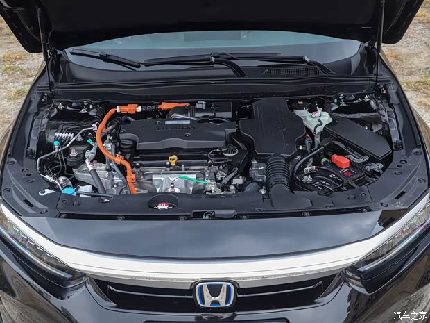 東風(fēng)本田 英仕派 2022款 銳·混動 2.0L 凈雅版
