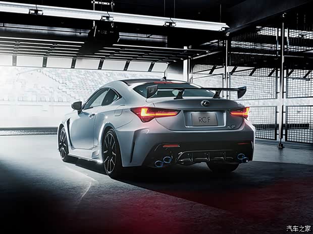 雷克薩斯F 雷克薩斯RC F 2024款 Emotional Touring 愛(ài)好者 特別版