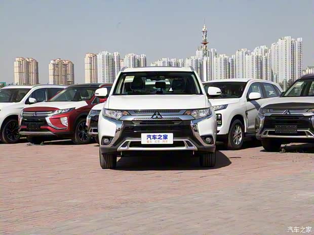 廣汽三菱 歐藍(lán)德 2020款 2.0L 兩驅(qū)暢享版 5座