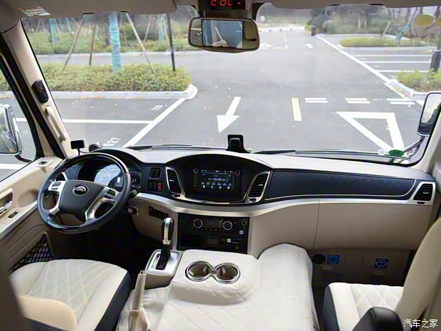 宇通客車 宇通T7 2021款 3.5T汽油定制星河版35LGTDI