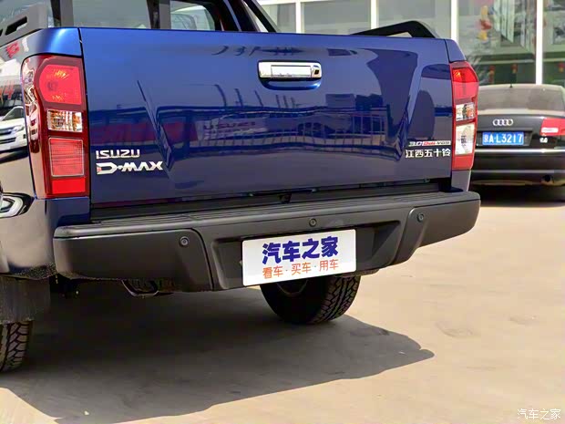江西五十铃 D-MAX 2019款 3.0T四驱自动精英型4JJ1-TC HI