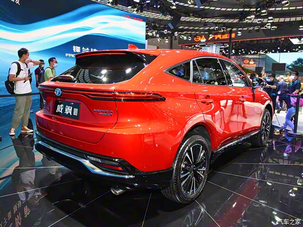 广汽丰田 威飒 2022款 双擎 2.5L CVT四驱尊贵版 广汽丰田 威飒 2022款 双擎 2.5L CVT四驱尊贵版