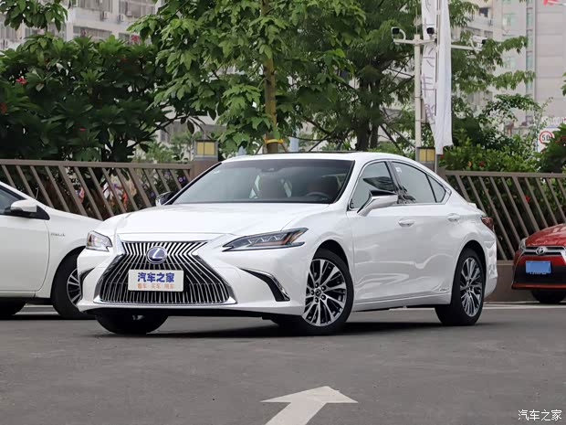 雷克薩斯 雷克薩斯ES 2020款 300h 智·混動特別限量版