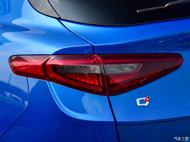 阿爾法·羅密歐 Stelvio 2022款 Veloce