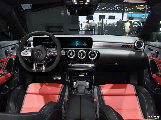 梅賽德斯-AMG 奔馳CLA AMG 2022款 AMG CLA 45 S 4MATIC+  55周年紀(jì)念版