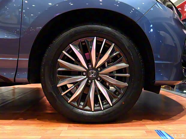 广汽本田 冠道 2020款 370TURBO 四驱至尊版
