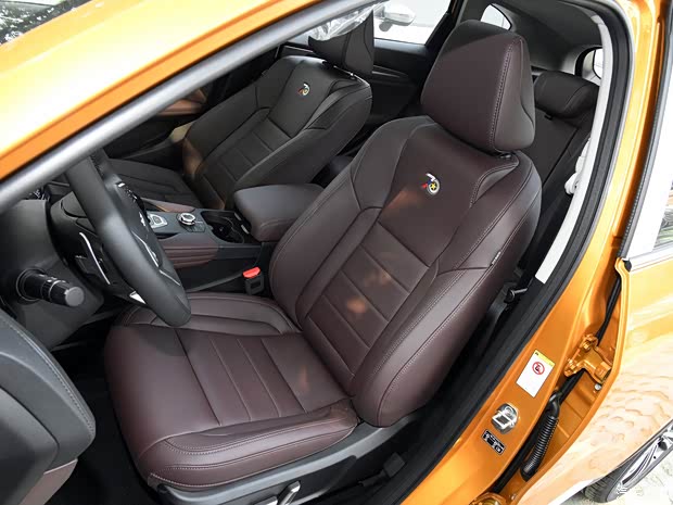 长城汽车 哈弗F7 2019款 2.0T 四驱70周年限量版 长城汽车 哈弗F7 2019款 2.0T 四驱70周年限量版