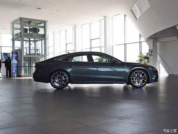 奥迪(进口) 奥迪A7 2019款 55 TFSI quattro 竞技型
